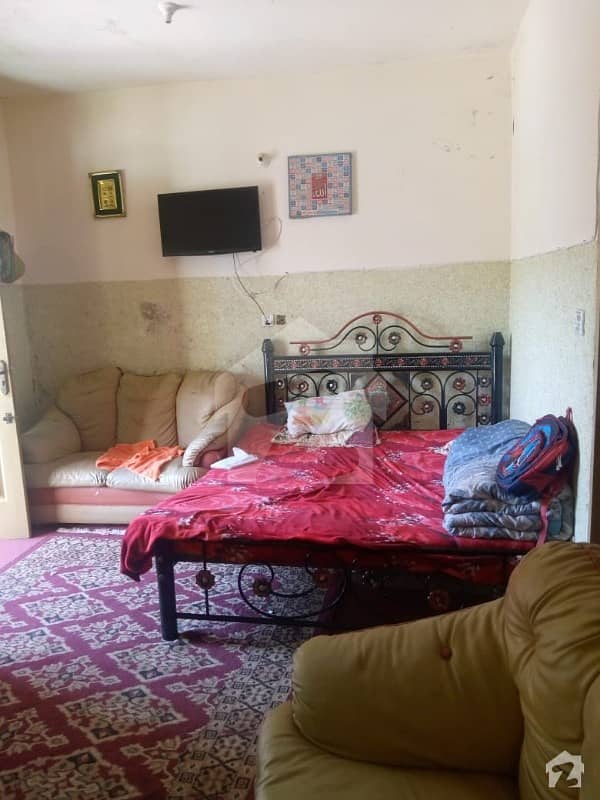 غوری ٹاؤن فیز 2 غوری ٹاؤن اسلام آباد میں 2 کمروں کا 5 مرلہ مکان 15 ہزار میں کرایہ پر دستیاب ہے۔