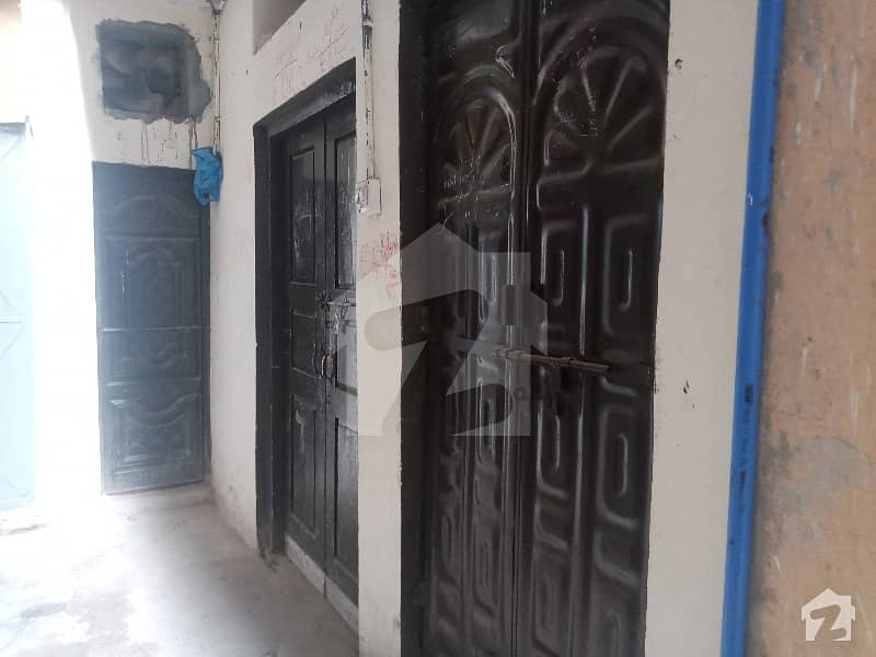 پِیر ودھائی راولپنڈی میں 5 کمروں کا 2 مرلہ مکان 43 لاکھ میں برائے فروخت۔