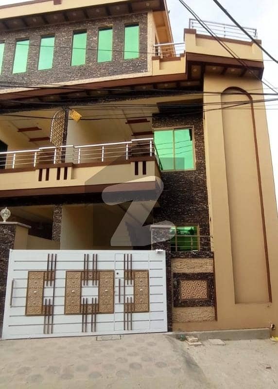 سہالا فارم ہاؤس اسلام آباد میں 7 کمروں کا 6 مرلہ مکان 2.35 کروڑ میں برائے فروخت۔