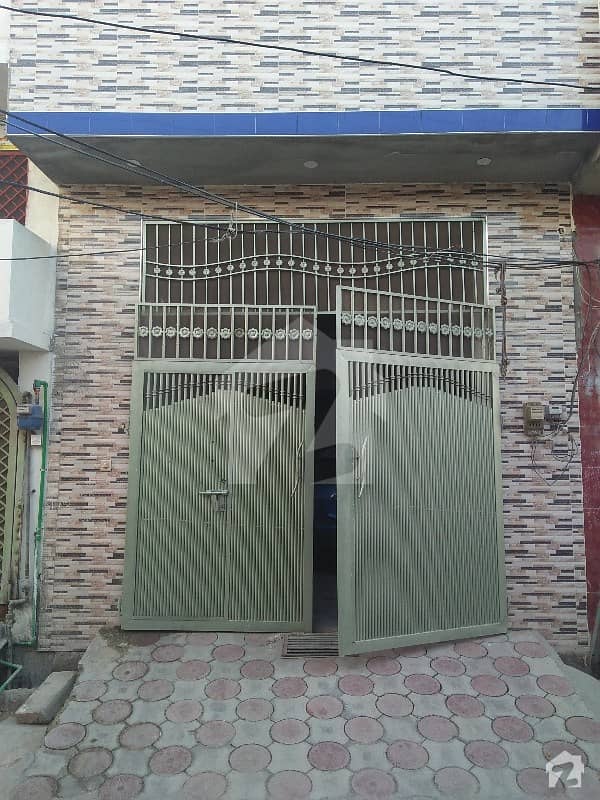 جلالپور جلال پور جٹاں میں 4 کمروں کا 4 مرلہ مکان 1 کروڑ میں برائے فروخت۔