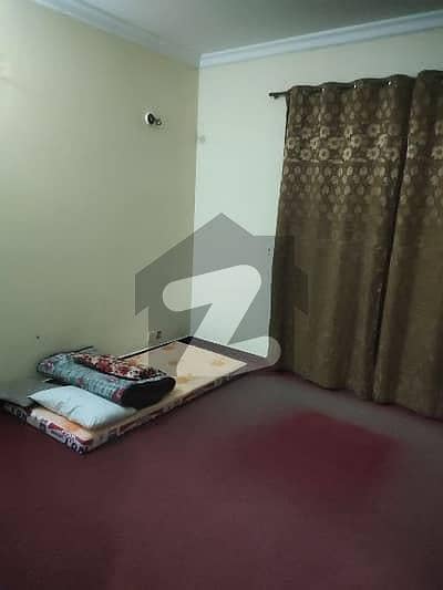 کینال ٹاؤن پشاور میں 1 کمرے کا 1 مرلہ کمرہ 10 ہزار میں کرایہ پر دستیاب ہے۔