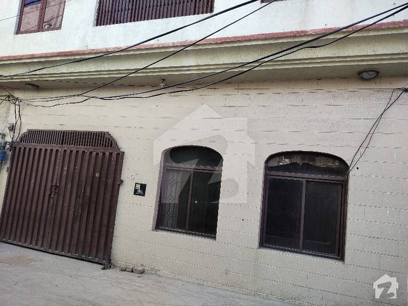 House In Awan Town - Jinnah Block Sized 900 Square Feet Is Available