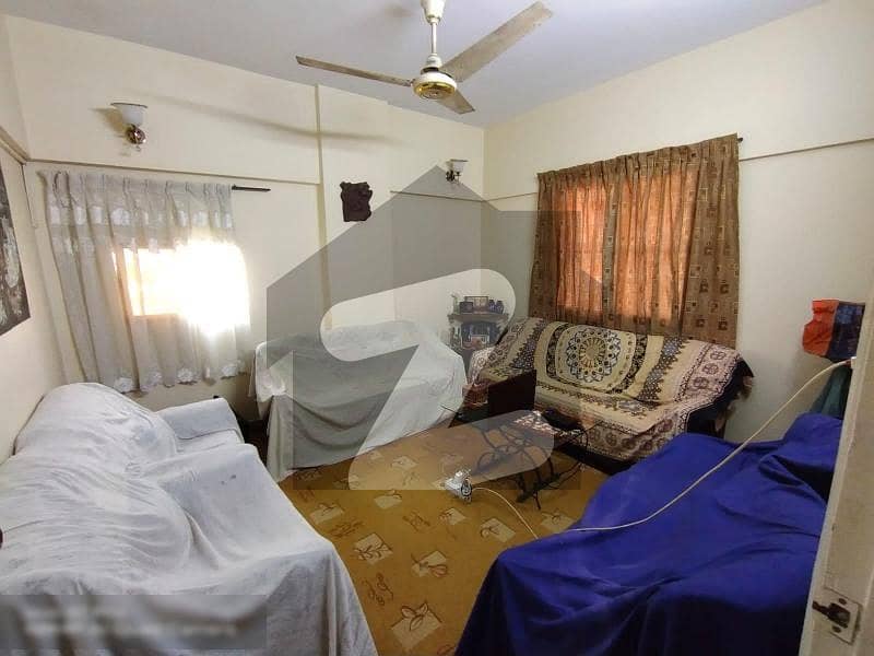 سولجر بازار نمبر 1 سولجر بازار جمشید ٹاؤن کراچی میں 2 کمروں کا 4 مرلہ فلیٹ 85 لاکھ میں برائے فروخت۔