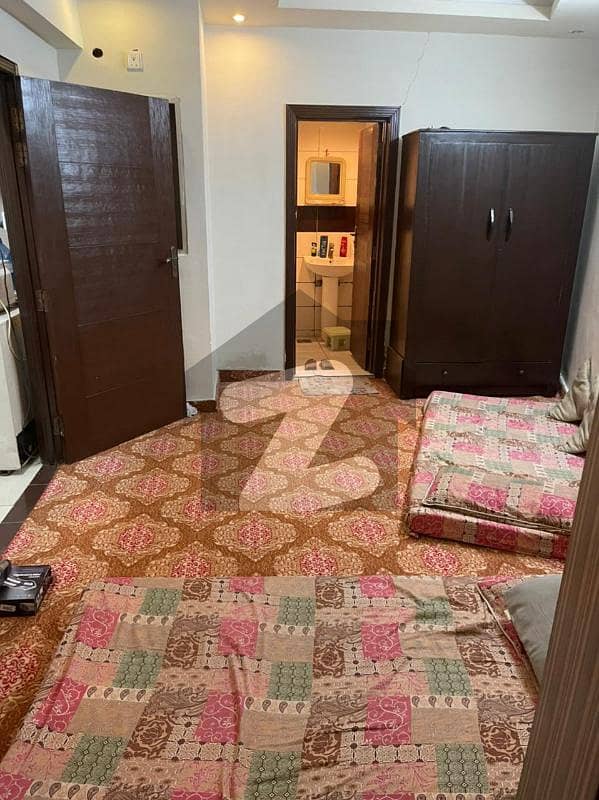 کالج روڈ راولپنڈی میں 2 کمروں کا 3 مرلہ فلیٹ 50 لاکھ میں برائے فروخت۔