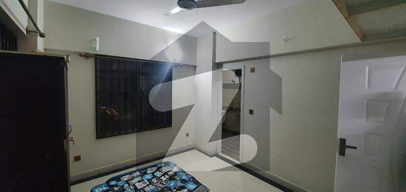 In Gulberg Greens - Block B Flat Sized 523 Square Feet For Sale