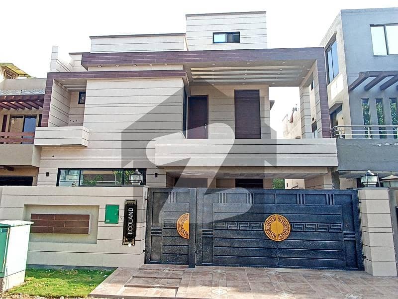 10 Marla Brand New House In Bahria Town