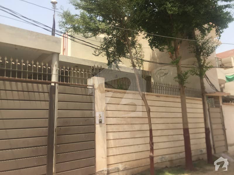 House Of 2250 Square Feet In Ahbab Colony For Sale