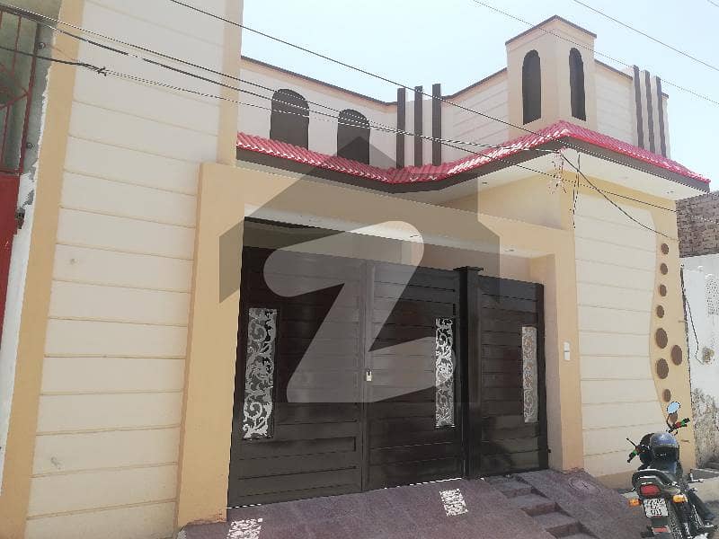 بلال چوک ملتان میں 3 کمروں کا 5 مرلہ مکان 70 لاکھ میں برائے فروخت۔