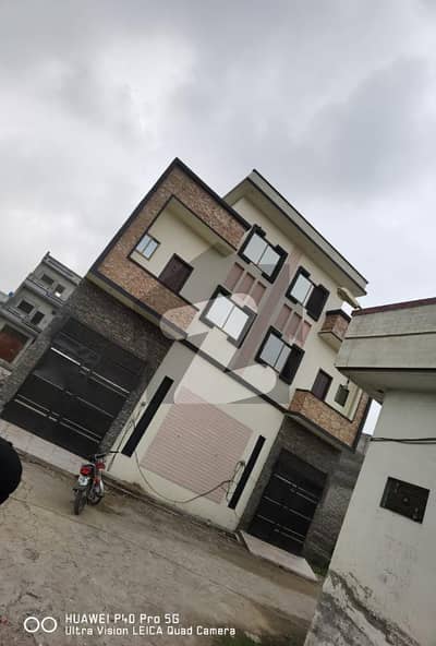 Double Storey House 6 Marla Available in Green Town
