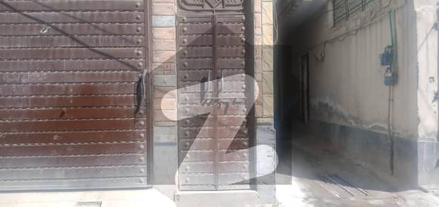 گلبرگ پشاور میں 2 کمروں کا 4 مرلہ فلیٹ 13 ہزار میں کرایہ پر دستیاب ہے۔