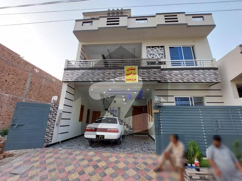 سوان گارڈن اسلام آباد میں 6 کمروں کا 6 مرلہ مکان 2.2 کروڑ میں برائے فروخت۔