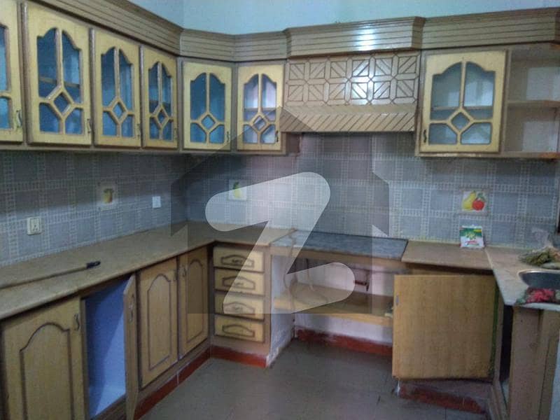 چکلالہ سکیم 3 چکلالہ سکیم راولپنڈی میں 4 کمروں کا 5 مرلہ مکان 1.2 کروڑ میں برائے فروخت۔