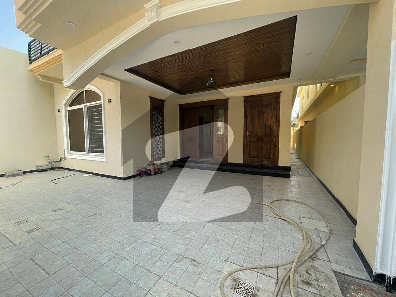 Beautiful Solid House Double Unit In Bostan Valley Near To Gulraiz