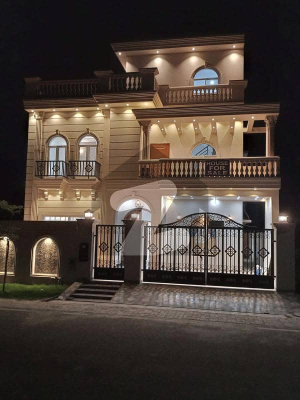 10 Marla Brand New Home For Sale In Dream Gardens Lahore .