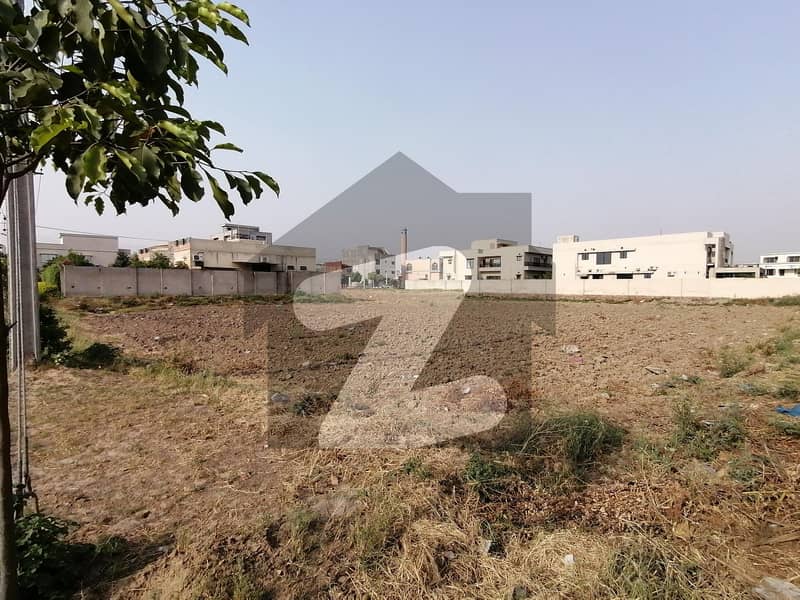 2 Kanal Plot For Sale in Canal view Sector-4 (60 Ft Road)