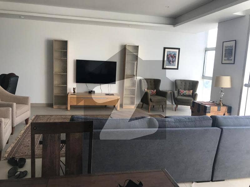 Beautiful Fully Furnished 3 Bedrooms Apartment