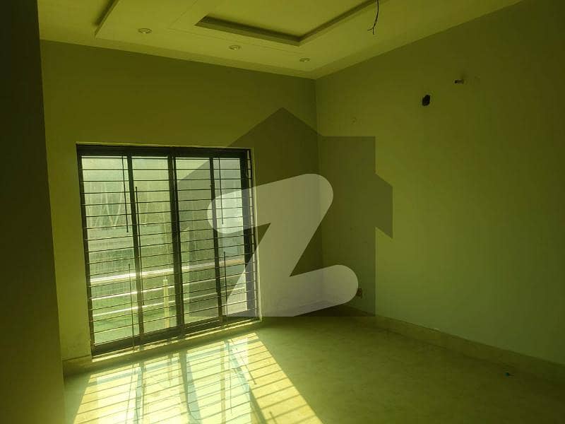 8 Marla House For Rent In Usman Block Bahria Town Lahore