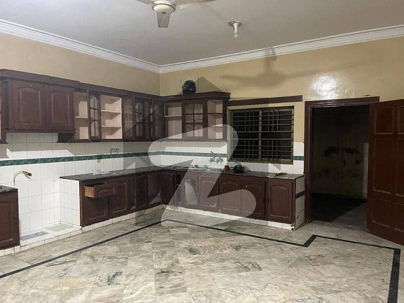 1 Kanal House For Sale In Main Hayatabad Phase 2 Sector H1