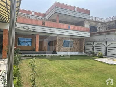 حیات آباد فیز 1 حیات آباد پشاور میں 11 کمروں کا 2 کنال مکان 12.5 کروڑ میں برائے فروخت۔