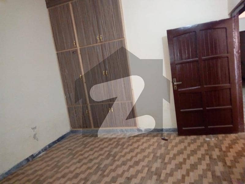 Double Storey 9 Marla old Construction house for sale