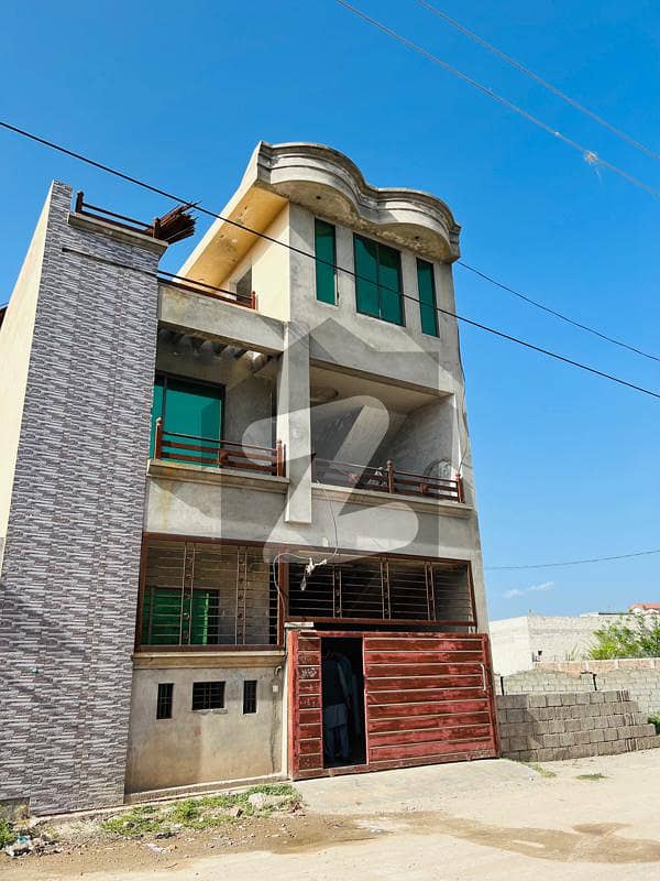 کوری روڈ اسلام آباد میں 4 کمروں کا 5 مرلہ مکان 1.1 کروڑ میں برائے فروخت۔