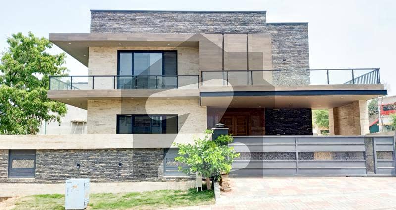 Stunning Brand New 1 Kanal Luxurious House For Sale