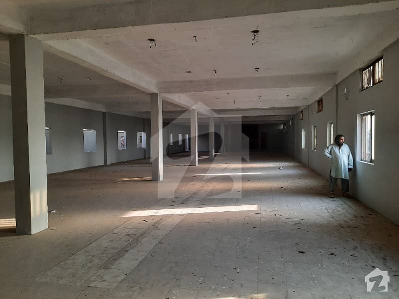 Factory 30000 Sqft Covered With 50kva Electricity 8 Pound Gas Connection Vacant