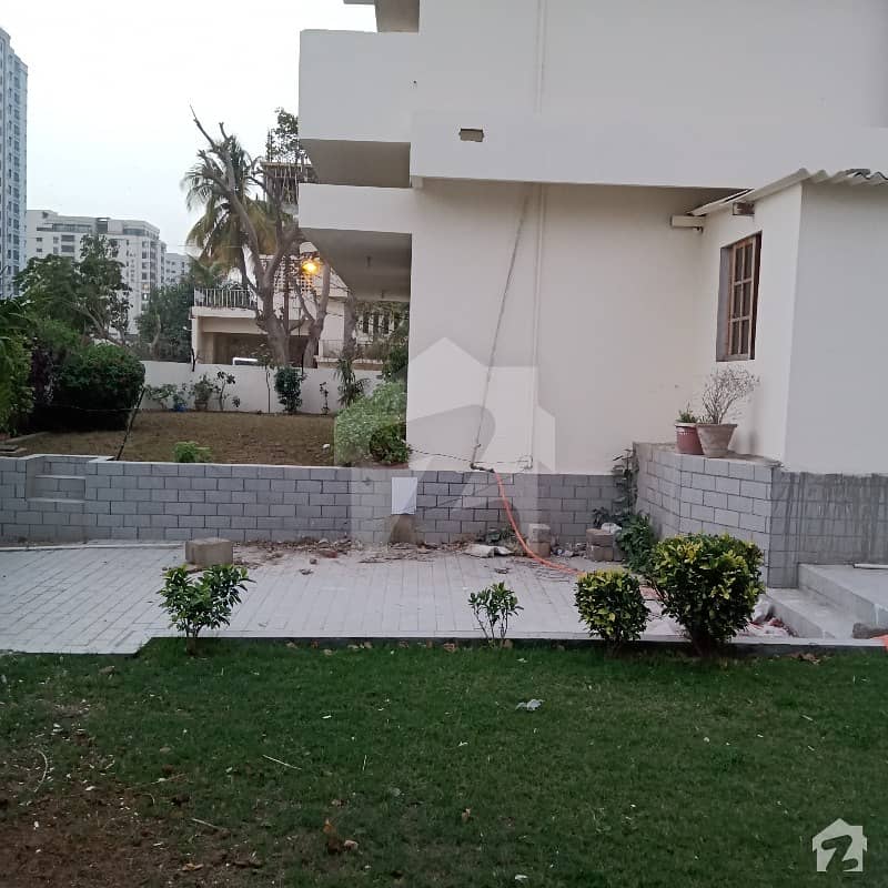 1000 Yards Bungalow Rent For Office Use At Shaheed E Millat Road