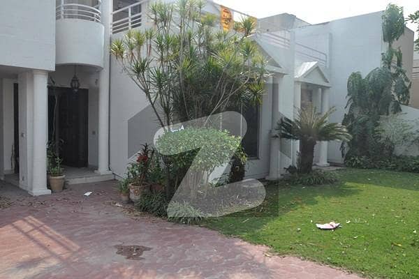 Dha Phase 01Kanal Bungalow For Sale Excellent Location