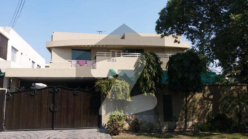 2-kanal Singal Stoery Well Maintained Beautiful Bungalow For Sale At Dha Phase 2 Lahore