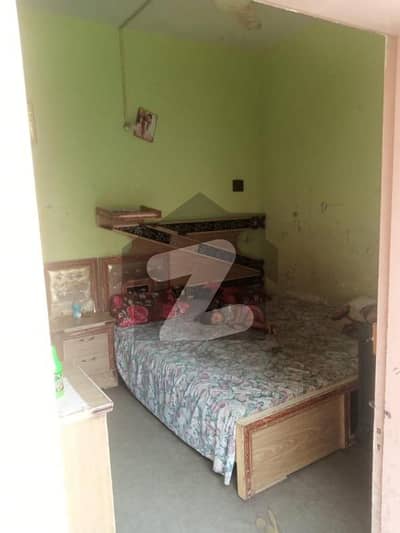 لیبر اسکوائر بِن قاسم ٹاؤن کراچی میں 2 کمروں کا 3 مرلہ مکان 35 لاکھ میں برائے فروخت۔