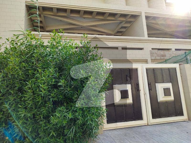 300 Square Yards House Available In DHA Phase 7 For sale