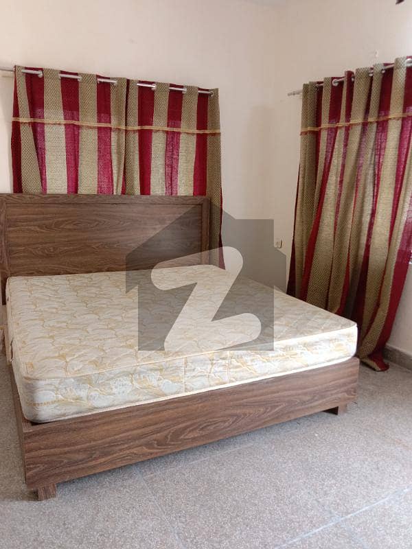 Gulberg 3 Furnished 1 Bedroom Attach Bath Kitchen Good Location Available For Rent Parking