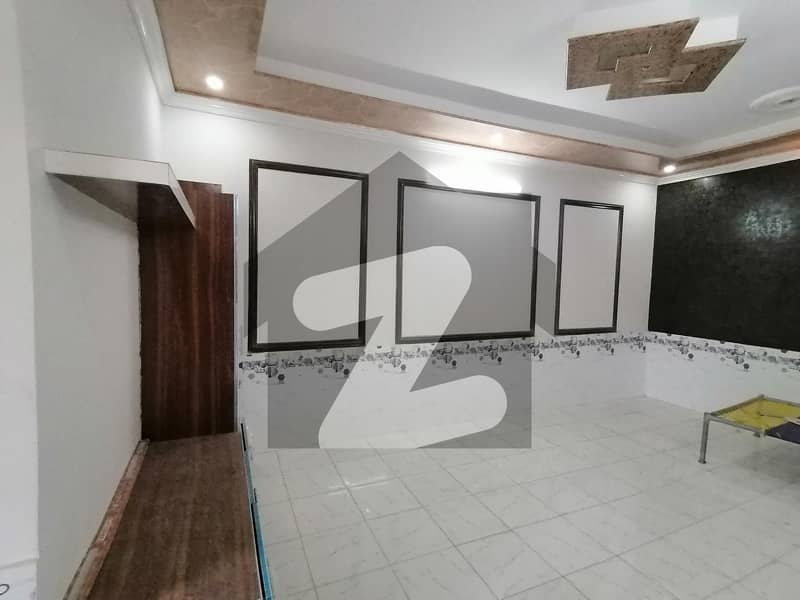 House Of 10 Marla In Hayatabad Phase 7 - E5 For Sale