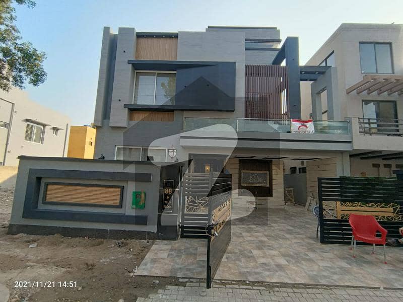 10 MARLA LUXURY HOUSE FOR SALE IN JASMINE BLOCK SECTOR C BAHRIA TOWN LAHORE
