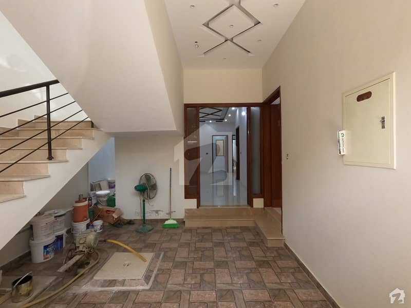 Madras Cooperative Housing Society House Sized 200 Square Yards Madras