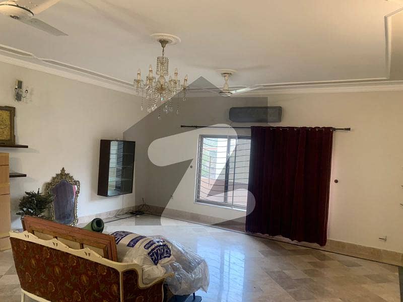 1 Kanal Upper Portion Available For Rent In Mpchs E-11, Islamabad