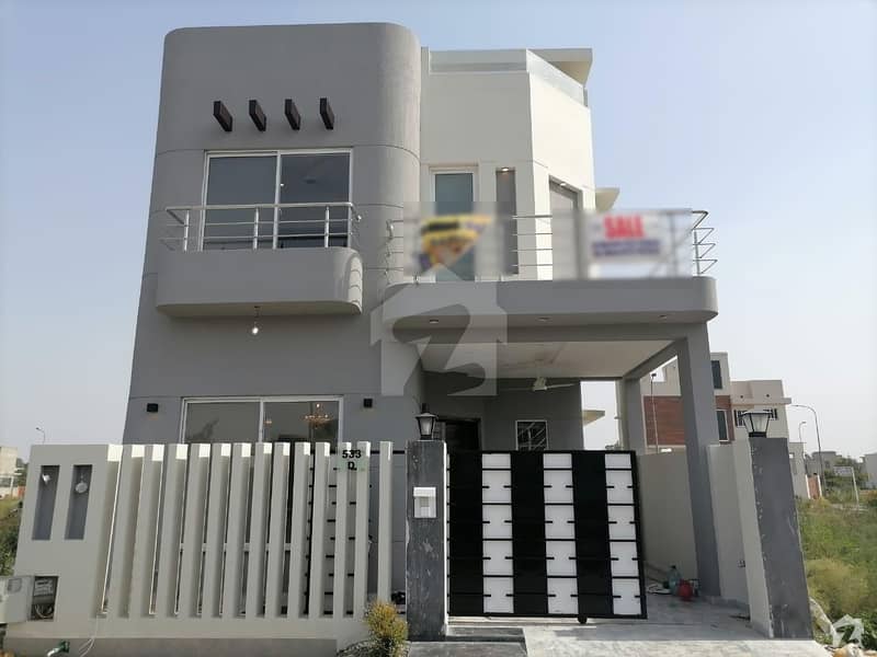 A Stunning House Is Up For Grabs In DHA Defence Lahore