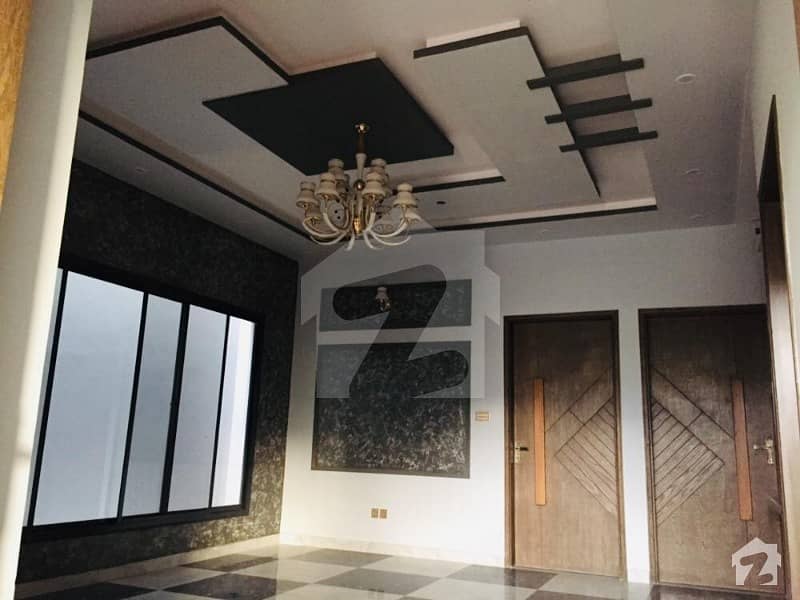 گلشنِ معمار - سیکٹر ایکس گلشنِ معمار گداپ ٹاؤن کراچی میں 6 کمروں کا 8 مرلہ مکان 3.25 کروڑ میں برائے فروخت۔