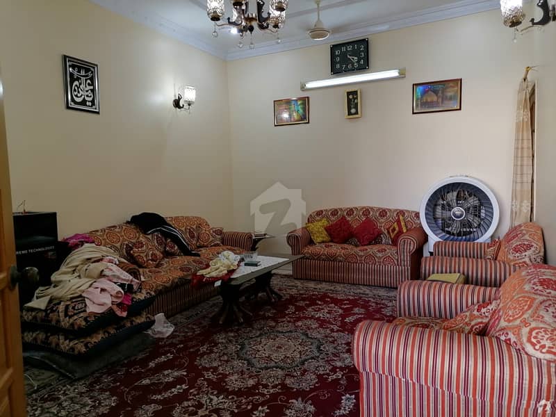 گلستانِِ جوہر ۔ بلاک 14 گلستانِ جوہر کراچی میں 6 کمروں کا 10 مرلہ مکان 4.6 کروڑ میں برائے فروخت۔
