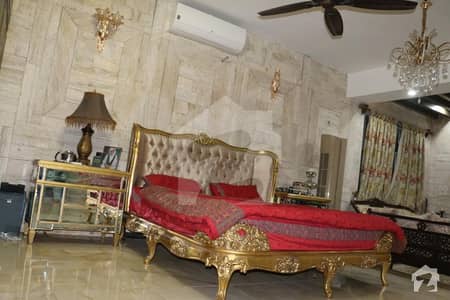 ڈی ایچ اے فیز 1 ڈیفنس (ڈی ایچ اے) لاہور میں 6 کمروں کا 2 کنال مکان 6.2 لاکھ میں کرایہ پر دستیاب ہے۔
