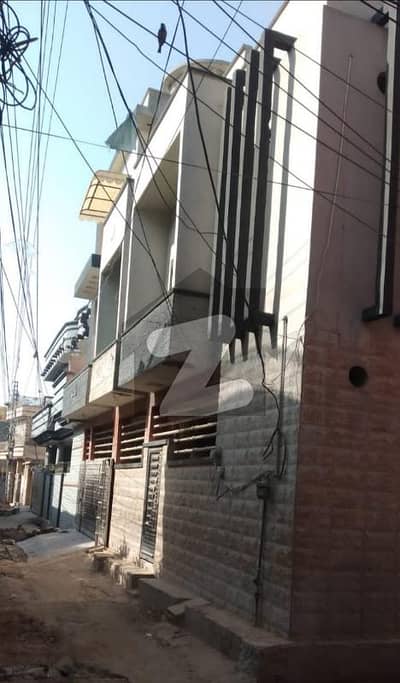 5 Marla (272) , Corner House, Double Story, Water Electricity ,gas Available, Good Work ,solid Wood Door, Marble Flooring, Big Water Tank In Car Porch,