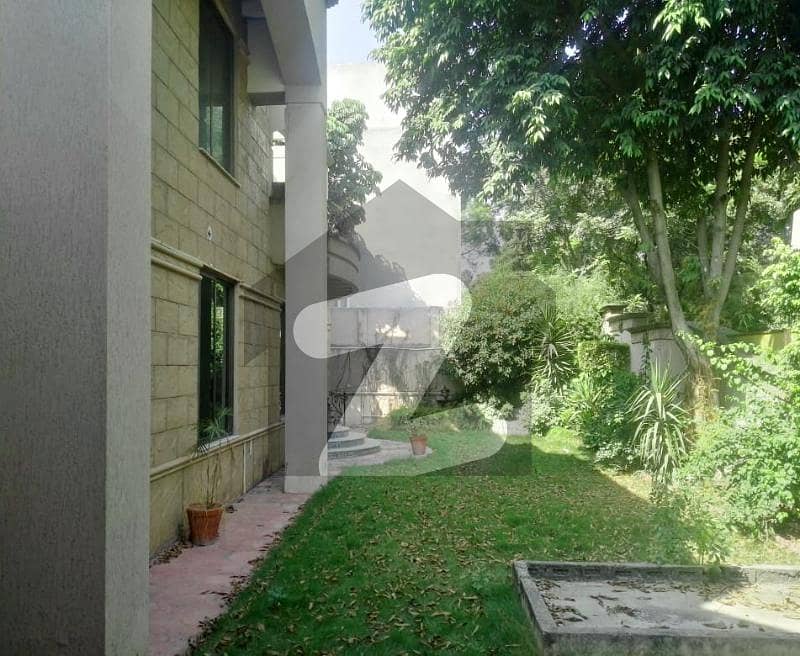 Excellent Condition House Is For Sale In F-7