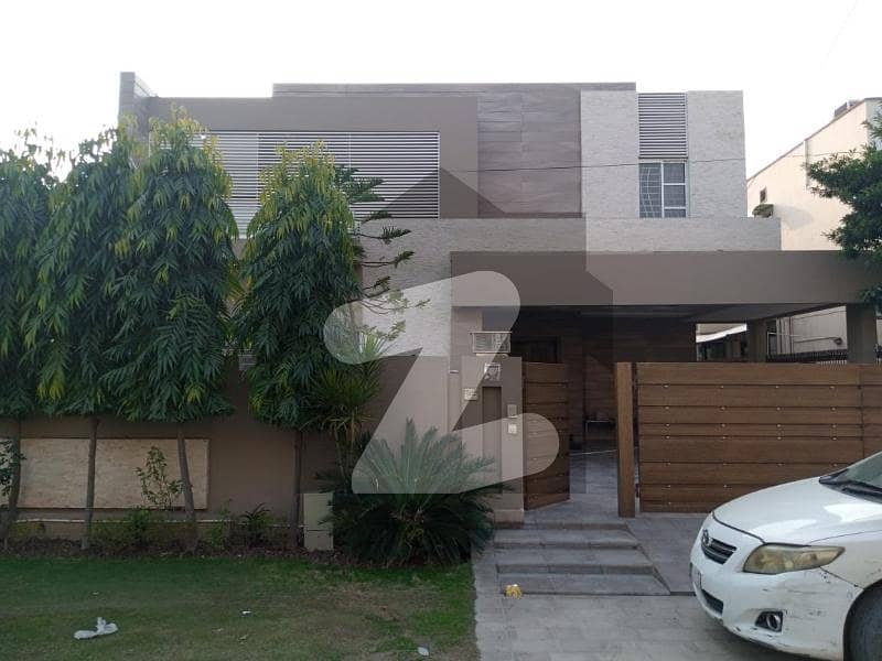 ڈی ایچ اے فیز 4 ڈیفنس (ڈی ایچ اے) لاہور میں 5 کمروں کا 1 کنال مکان 6.85 کروڑ میں برائے فروخت۔