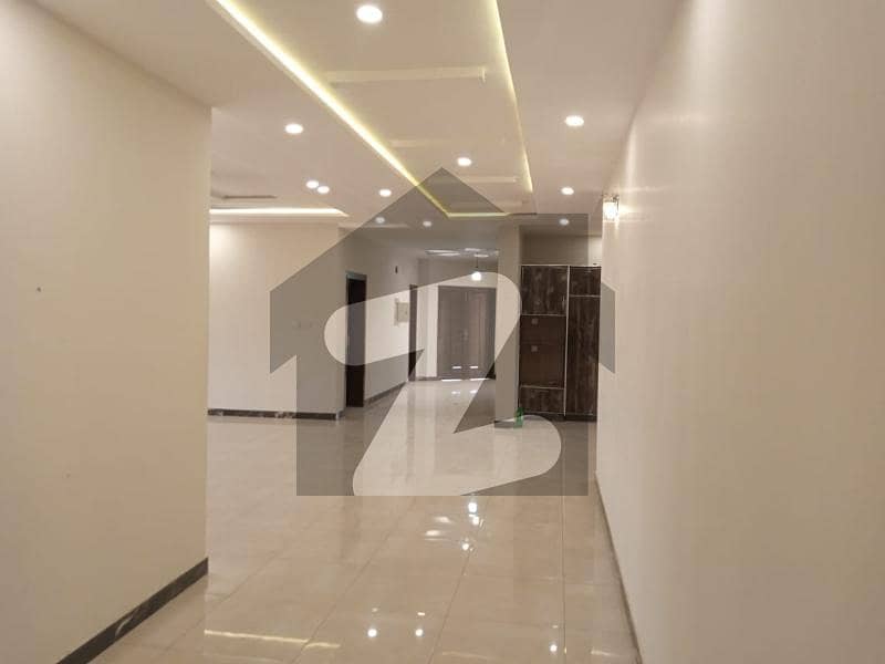 1 Kanal Upper Portion (Ground Locked) For Rent - Bahria Town Phase 8