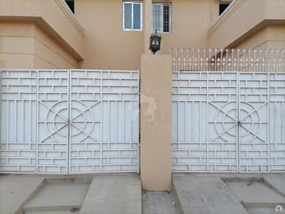 120 Square Yard Single Storey Bungalow Available In Kn Gohar Green City For Sale