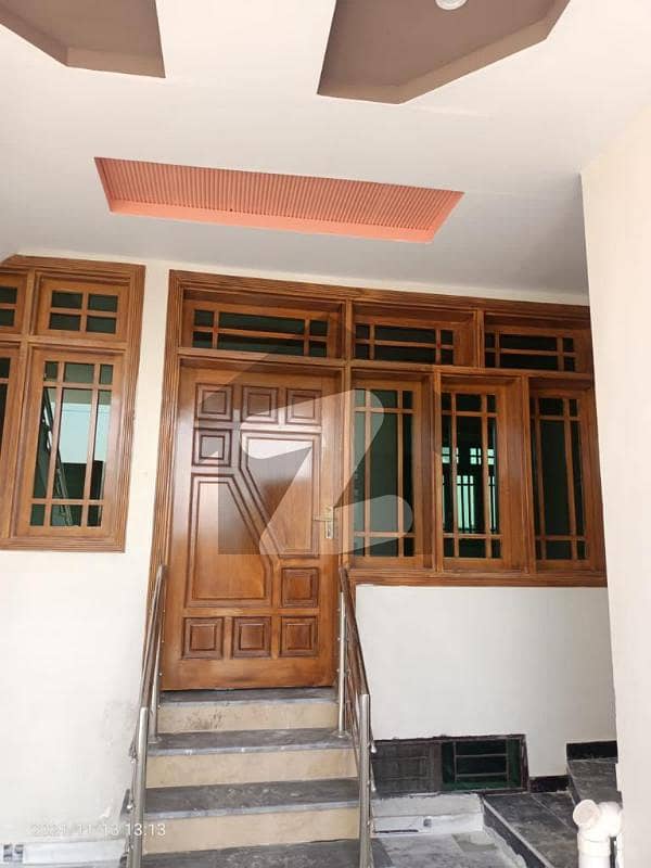 Hayatabad Phase 1 Sector D4 5 Marla House For Rent