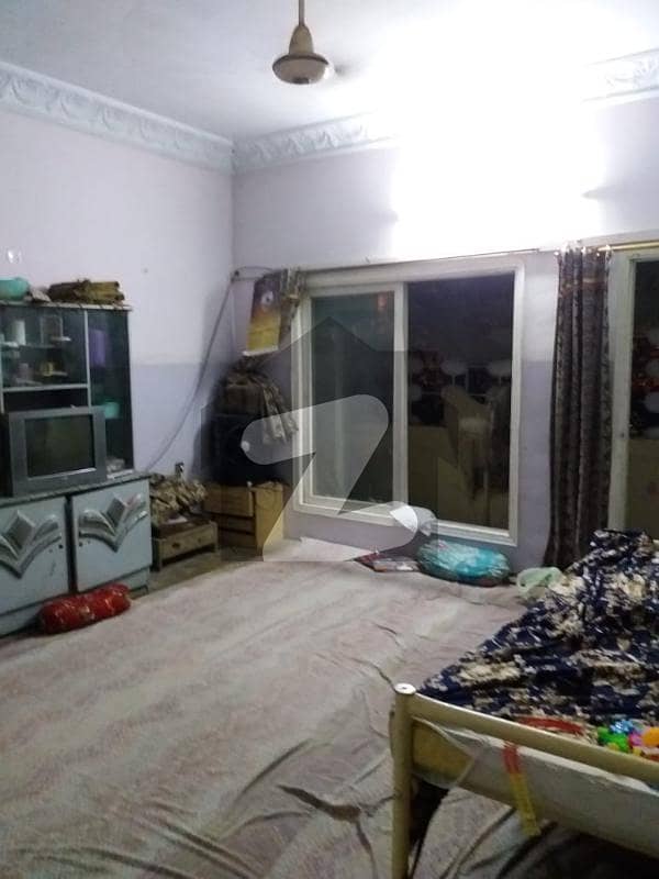 بفر زون سیکٹر 15-A / 2 بفر زون نارتھ کراچی کراچی میں 3 کمروں کا 5 مرلہ مکان 3.8 کروڑ میں برائے فروخت۔