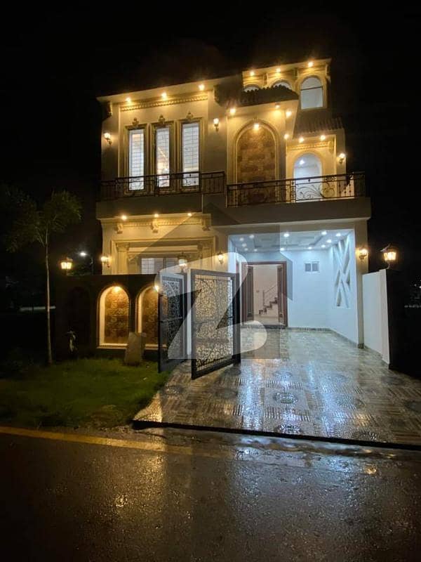 A Beautiful And Lavish Brand New House For Rent In Overseas 5