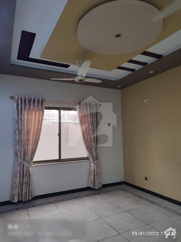 240 Sq Yd Portion For Rent In Saadi Town